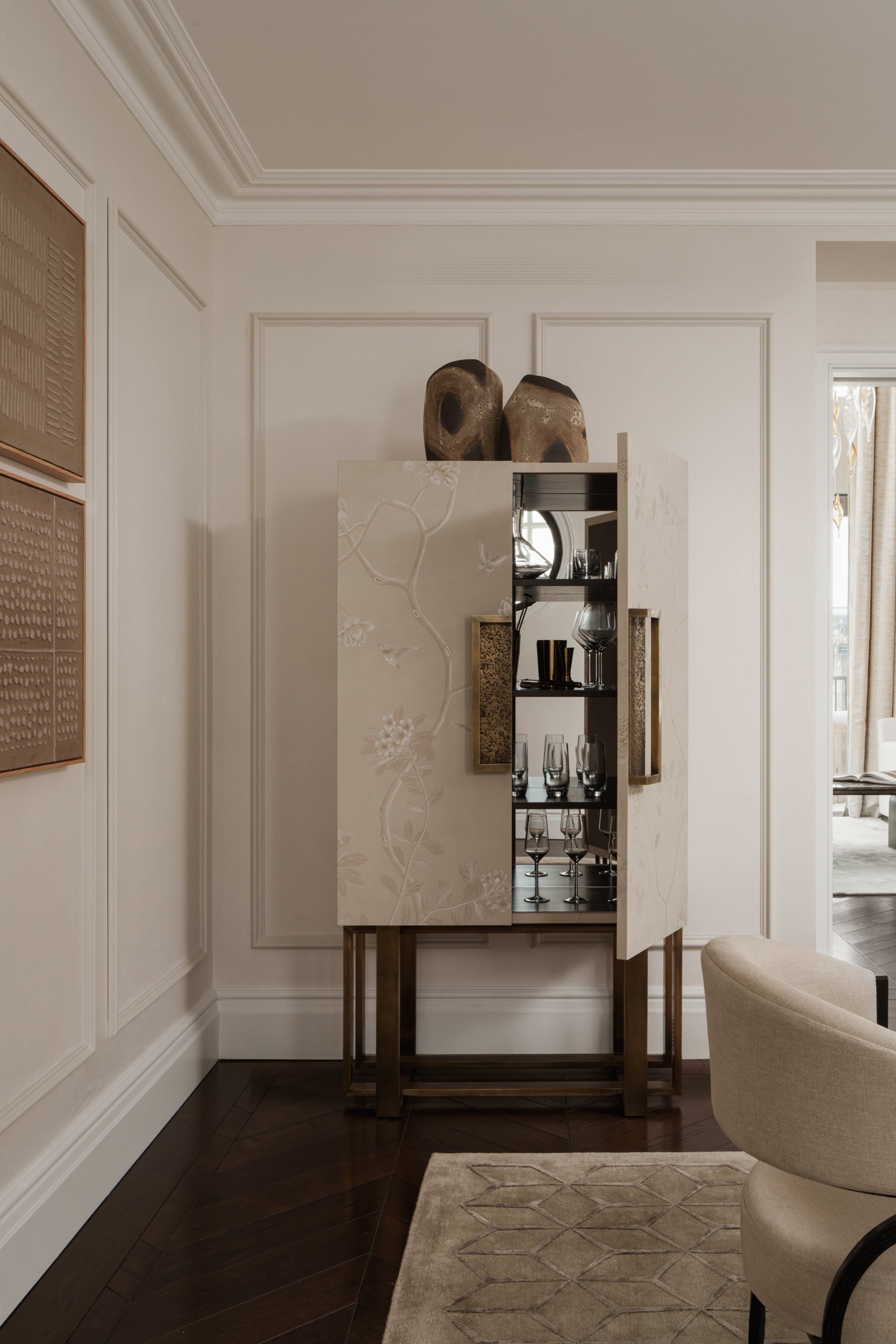 Knightsbridge Residence – Bergman Store
