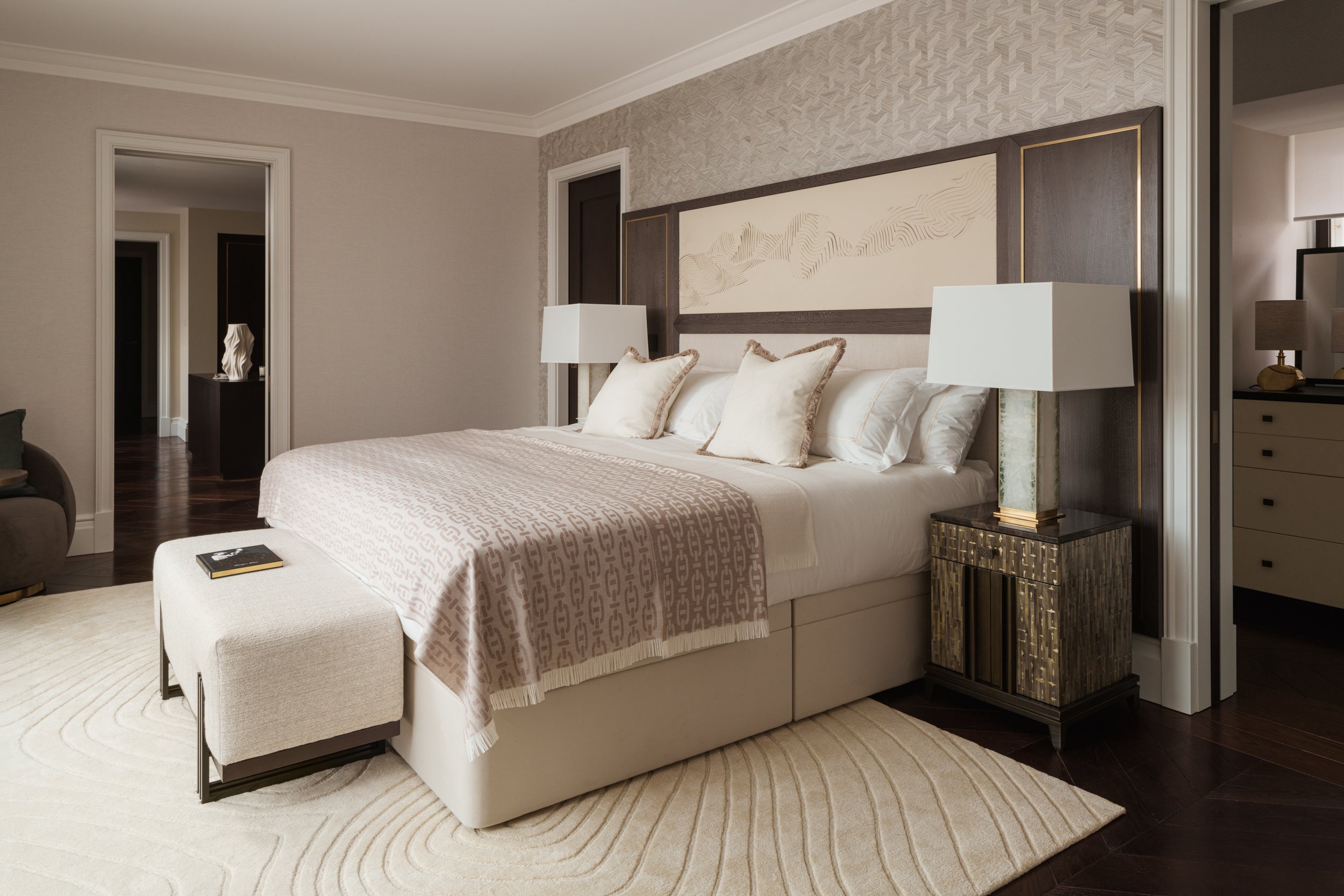 Knightsbridge Residence – Bergman Store
